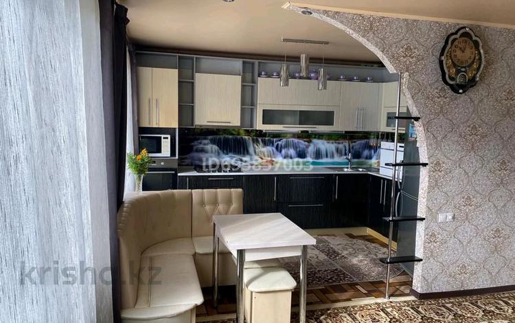 3-бөлмелі пәтер · 63 м² · 1/9 қабат, 5 10 — Магазин Казахстан, бағасы: 21 млн ₸ в Риддере — фото 2