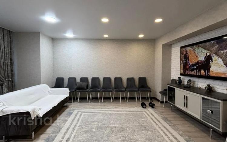 4-комнатная квартира · 153 м² · 18/19 этаж, Кенесары 8 — ТОП ЛОКАЦИЯ ‼️ за 70 млн ₸ в Астане, Сарыарка р-н — фото 2