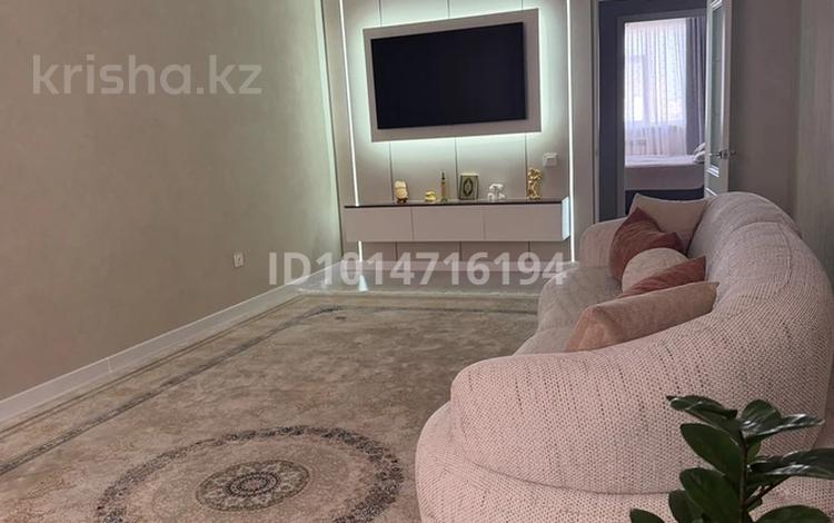 3-бөлмелі пәтер · 108 м² · 8/9 қабат, 17-ш/а. 95, бағасы: 41 млн ₸ в Актау, 17-й мкр — фото 2