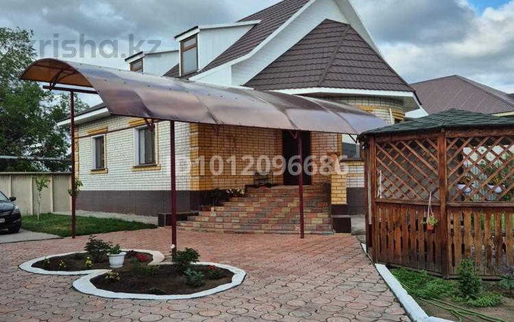 Жеке үй · 4 бөлме · 137 м² · 10 жүзд., Переулок декоративный, бағасы: 67 млн ₸ в Семее — фото 2