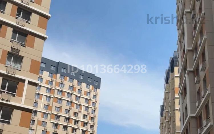 2-бөлмелі пәтер · 64 м² · 4/12 қабат, Утепова 39, бағасы: 45 млн ₸ в Алматы, Бостандыкский р-н — фото 2