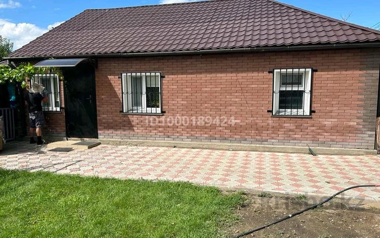 Отдельный дом · 3 комнаты · 65.8 м² · 7.7 сот., Бухар Жырау 294 — Чокина и Бухар Жырау за 42 млн 〒 в Павлодаре — фото 2