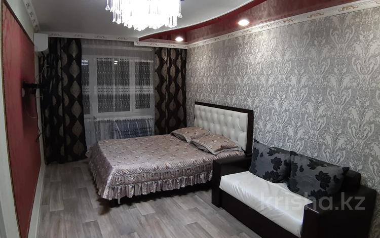1-комнатная квартира, 35 м², 3/5 этаж посуточно, Лермонтова 91 — 1 мая за 10 000 〒 в Павлодаре — фото 5