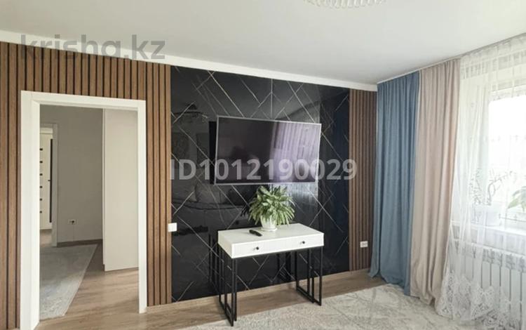 4-бөлмелі пәтер · 79.9 м² · 5/5 қабат, Мкр. Степной-3 4, бағасы: 33 млн ₸ в Караганде — фото 2