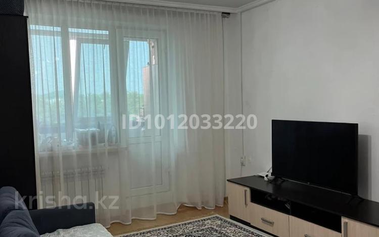 1-бөлмелі пәтер · 35 м² · 3/3 қабат, Мкрн Гарышкер 7а — Парк Жастар, бағасы: ~ 13.4 млн ₸ в Талдыкоргане, мкр Жана Гарышкер — фото 2