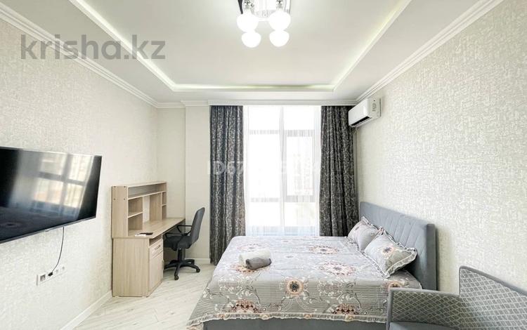 1-бөлмелі пәтер · 50 м² · 4/4 қабат, Жалена Тулепова — Набережная мкр.Авангард,въезд со стороны католической церкви,детской больницы и парка победы, бағасы: 300 000 ₸ в Атырау — фото 2