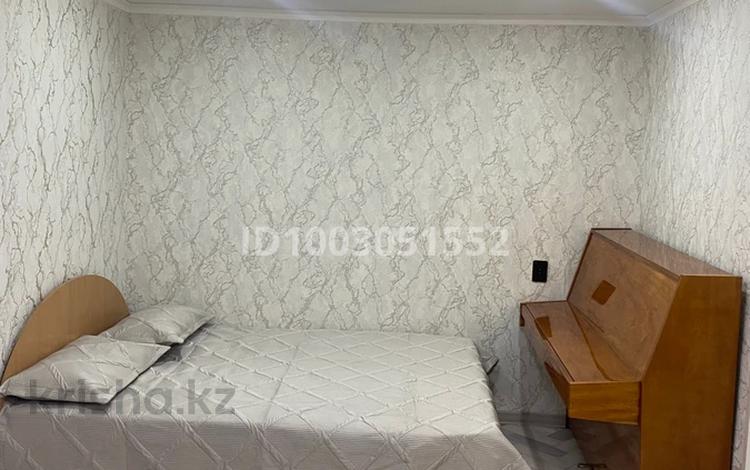 1-комнатная квартира · 35 м² · 2/5 этаж, Майкудук, 12-шағынаудан за 2 500 ₸ в Караганде, Алихана Бокейханова р-н — фото 2