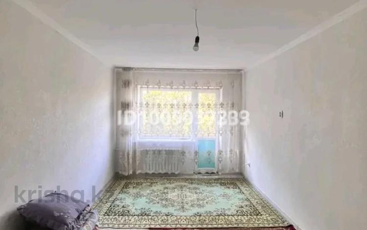 2-комнатная квартира · 40 м² · 2/5 этаж, 1мкрн 4 за 100 000 ₸ в  — фото 2