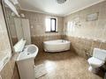 Отдельный дом · 7 комнат · 250 м² · 10 сот., мкр Геолог, Кунанбаева 21 — Мечеть Анашым за 80 млн ₸ в Атырау — фото 9