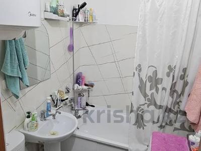 2-бөлмелі пәтер · 45 м² · 4/5 қабат, Майкудук, 12й микрорайон, бағасы: ~ 10 млн ₸ в Караганде, Алихана Бокейханова р-н
