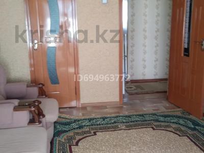 2-бөлмелі пәтер · 46 м² · 4/5 қабат, Карахан 2 — Центральная площадь, бағасы: 18.7 млн ₸ в Таразе