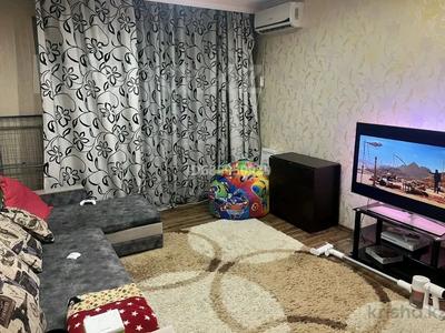 3-бөлмелі пәтер · 68.8 м² · 1/5 қабат, Мкр. Жулдыз-1 15, бағасы: 35 млн ₸ в Алматы, Турксибский р-н
