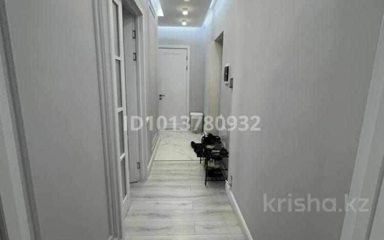 2-комнатная квартира · 71 м² · 4 этаж, Туркестан 28/1 — На против ботанический сад за 410 000 ₸ в Астане, Есильский р-н — фото 2