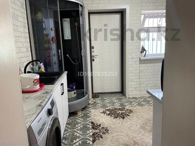 Отдельный дом · 2 комнаты · 80 м² · 5 сот., Спортивный проезд 16А 1 — Жд вокзал школа низамхан за 10 млн 〒 в Шымкенте, Енбекшинский р-н