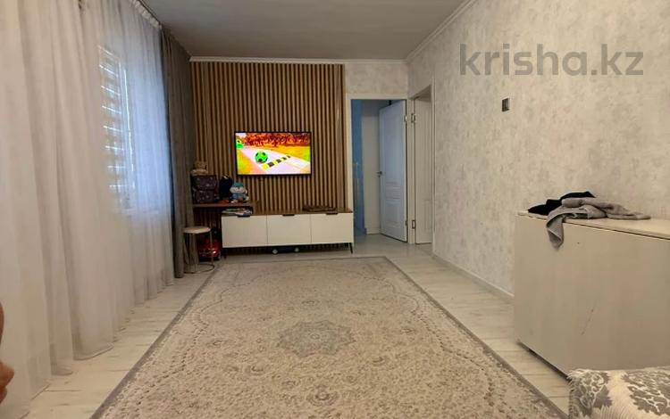 3-комнатная квартира · 57 м² · 4/4 этаж, мкр №10 за 36 млн ₸ в Алматы, Ауэзовский р-н — фото 4