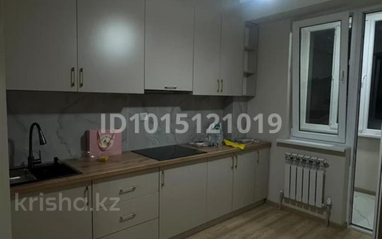 1-бөлмелі пәтер · 39 м² · 2/13 қабат, Есенова 160/3-блок 4, бағасы: 300 000 ₸ в Алматы, Жетысуский р-н — фото 2