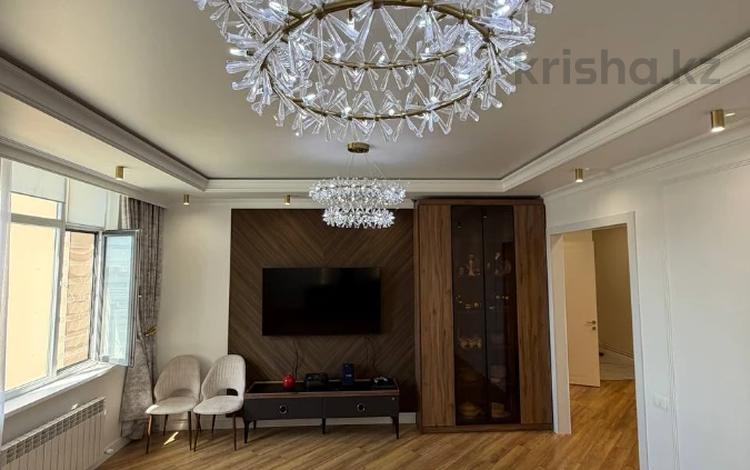4-комнатная квартира · 135 м² · 15/17 этаж, Кайым Мухамедханов 12/3 за 90 млн ₸ в Астане, Нура р-н — фото 12