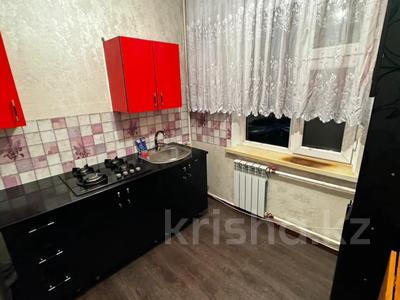 Аренда квартир в Жетысу обл.: 1-комнатная квартира · 32 м² · 4/5 этаж · помесячно, Мкр. Самал 41 за 85 000 〒 1-комнатная квартира · 32 м² · 4/5 этаж · помесячно, Мкр. Самал 41 за 85 000 〒 в Талдыкоргане, мкр Самал
