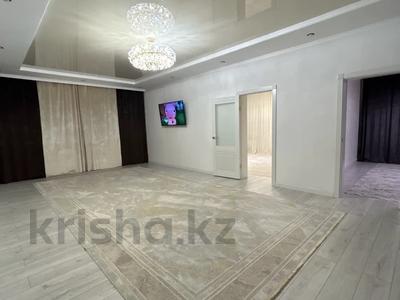 Отдельный дом · 4 комнаты · 215.5 м² · 6 сот., Майкы би 20 за 33 млн ₸ в Уральске