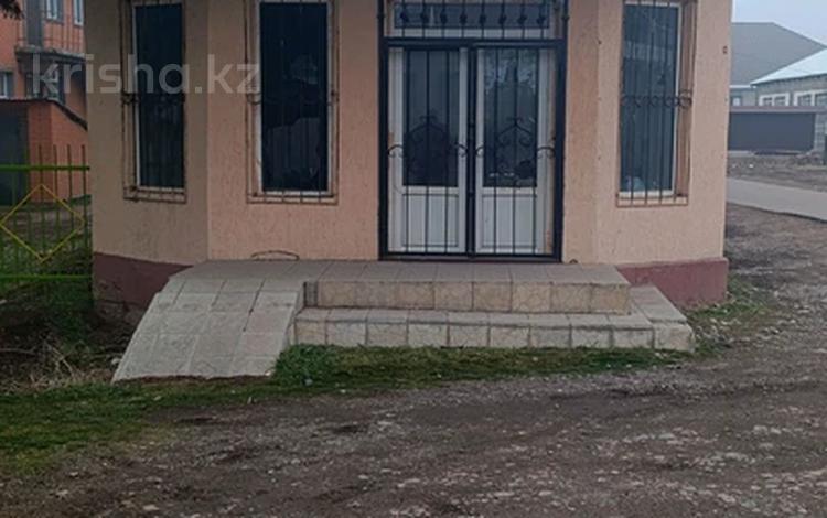 Свободное назначение, офисы, магазины и бутики, общепит, салоны красоты, медцентры и аптеки · 103 м² за 14.3 млн ₸ в Мерке — фото 2