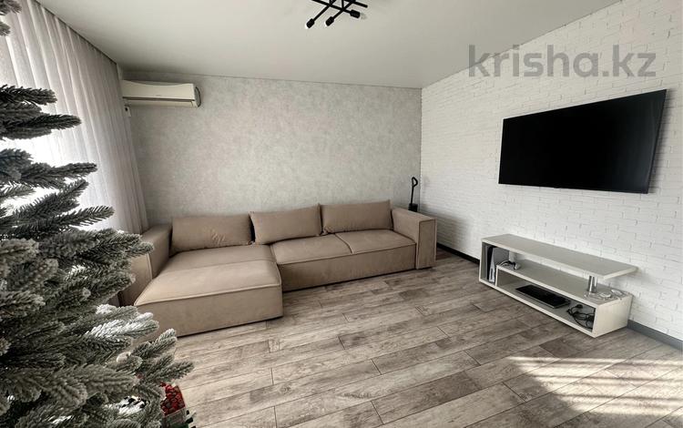 2-комнатная квартира · 54 м² · 5/5 этаж, мкр Юго-Восток, Степной 1 6/43 за 22 млн ₸ в Караганде, Казыбек би р-н — фото 4
