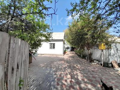 Отдельный дом · 6 комнат · 80 м² · 10 сот., 5 переулок Валиханова 23 за 16 млн 〒 в Таразе