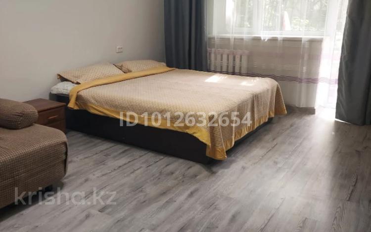 1-комнатная квартира · 35 м² · 2/5 этаж, Нурмакова 51 за 250 000 ₸ в Алматы, Алмалинский р-н — фото 2