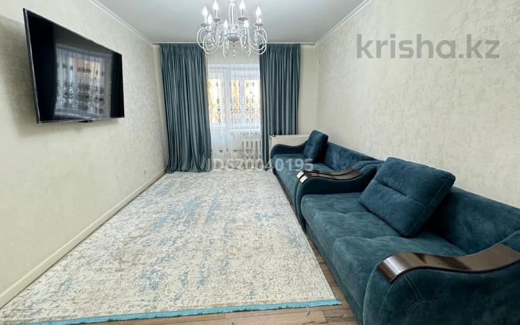 3-комнатная квартира, 91 м², 3/8 этаж помесячно, Улы дала 67