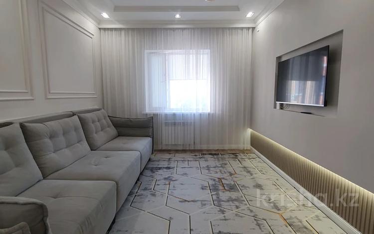 2-комнатная квартира · 60 м² · 9/10 этаж, Туран 19/1 за 300 000 ₸ в Астане, Нура р-н — фото 2