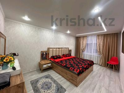 2-комнатная квартира · 48 м² · 2/5 этаж, Казахстанская 96/102 за 15 000 〒 в Талдыкоргане