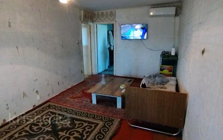 3-бөлмелі пәтер · 60 м² · 5/5 қабат, 16-шағынаудан 10, бағасы: 15.5 млн ₸ в Шымкенте, Аль-Фарабийский р-н — фото 2