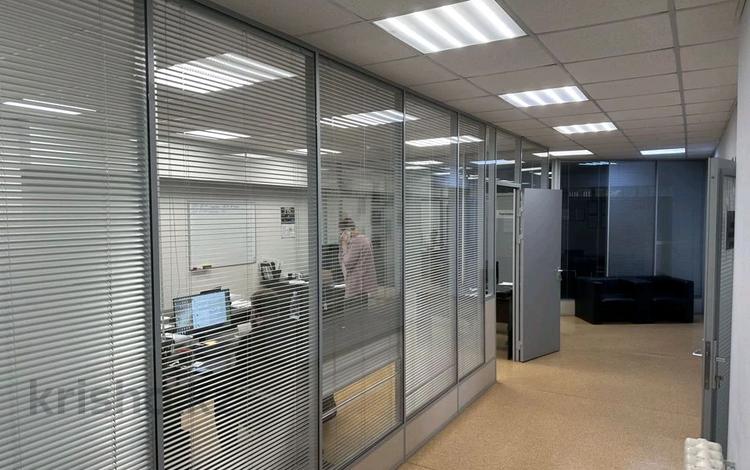 Свободное назначение, офисы, магазины и бутики, медцентры и аптеки, образование, конференц-залы, кабинеты и рабочие места, студии · 570 м² за ~ 6.8 млн 〒 в Алматы, Бостандыкский р-н — фото 2