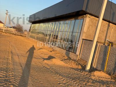Аренда коммерческой недвижимости в Жамбылской обл.: Офисы, магазины и бутики, склады, общепит, фитнес и спорт, медцентры и аптеки, образование, развлечения, конференц-залы, кабинеты и рабочие места · 300 м² за 600 000 〒 Офисы, магазины и бутики, склады, общепит, фитнес и спорт, медцентры и аптеки, образование, развлечения, конференц-залы, кабинеты и рабочие места · 300 м² за 600 000 〒 в Таразе