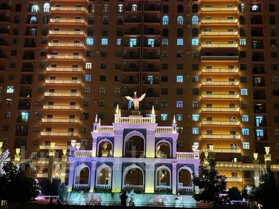 3-комнатная квартира · 110 м² · 2/14 этаж, 17-й мкр 6 за 30 000 ₸ в Актау