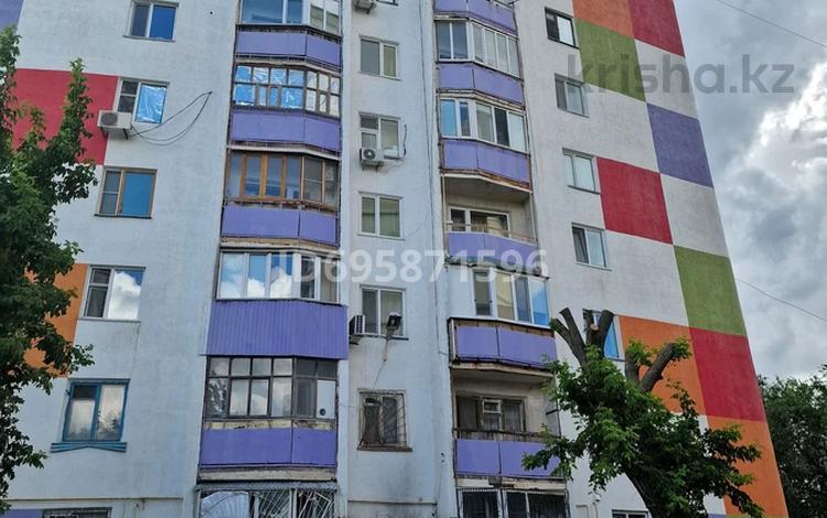 4-комнатная квартира · 78.3 м² · 6/12 этаж, Абая 190/1 — Сити центр за 27.7 млн 〒 в Уральске — фото 2