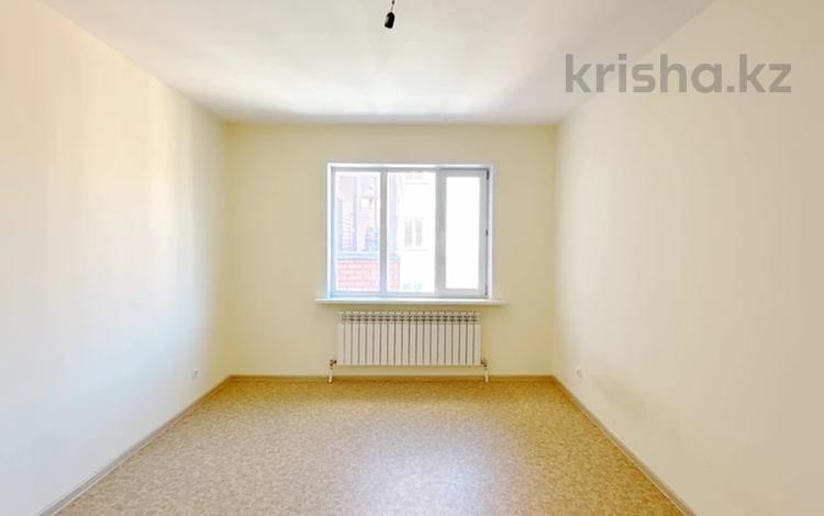 3-комнатная квартира, 92 м², 14/16 этаж, Тлендиева 44а