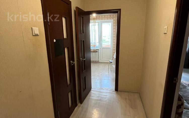 1-комнатная квартира · 35 м² · 5/5 этаж, мкр 5, алия молдагулова за 10.5 млн ₸ в Актобе — фото 3