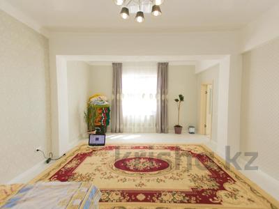 4-комнатная квартира, 242.2 м², 19/20 этаж, Кенесары 42 за 77.5 млн 〒 в Астане, Алматы р-н