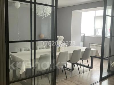 Пәтерлер в Актюбинской обл.: 4-бөлмелі пәтер · 110 м² · 2/5 қабат, мкр. Алтын орда 10л — По улице Халела Досмухамбетова, напротив Нектарских домов, бағасы: 49 млн 〒 4-бөлмелі пәтер · 110 м² · 2/5 қабат, мкр. Алтын орда 10л — По улице Халела Досмухамбетова, напротив Нектарских домов, бағасы: 49 млн 〒 в Актобе