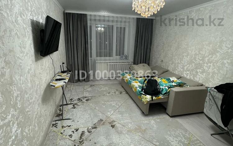 1-бөлмелі пәтер · 43 м² · 4/5 қабат, 4 мкрн 7, бағасы: 7 000 ₸ в Алге — фото 2