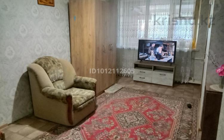 1-бөлмелі пәтер · 29.3 м² · 1/3 қабат, ул. Абая 8/1, бағасы: 9.5 млн ₸ в  — фото 2