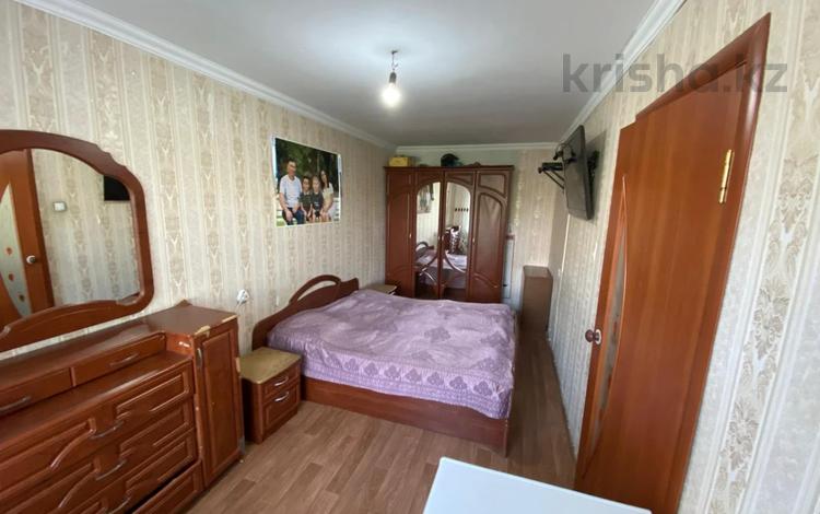 3-комнатная квартира · 57.8 м² · 3/5 этаж, 66 квартал 10 за 17 млн 〒 в Семее — фото 8