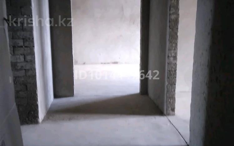 2-комнатная квартира · 70 м² · 4/5 этаж, мкр. Алтын орда 29 — Авто цон за 17 млн ₸ в Актобе — фото 2