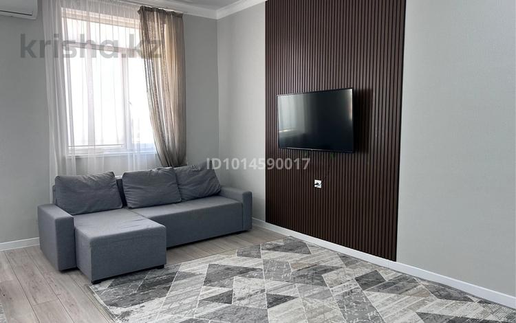 2-комнатная квартира · 50 м² · 8/11 этаж, 17-й мкр 99 за 250 000 ₸ в Актау — фото 2