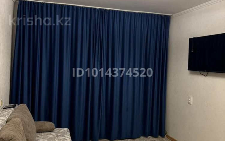 1-комнатная квартира · 30.4 м² · 4/5 этаж, мкр Айгуль, Производственная 9 за 11 млн ₸ в Уральске — фото 2