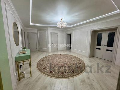 3-комнатная квартира · 135 м² · 1/10 этаж, Абулхаир хана 30а за 50 млн 〒 в Актобе