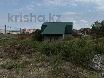 Отдельный дом · 4 комнаты · 150 м² · 10 сот., Альфараби 89 за 18 млн ₸ в Усть-Каменогорске