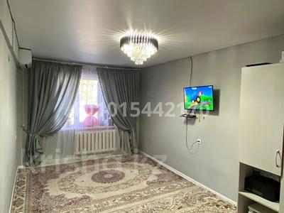 2-комнатная квартира · 49 м² · 1/5 этаж, Абая 51 — Напротив Диагностики, дом магазина «Султан» за 10.5 млн ₸ в 