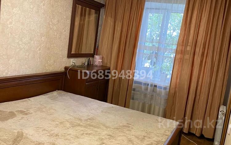 3-комнатная квартира · 60.5 м² · 5/5 этаж, Пришахтинск, 23й микрорайон 2 — Школа 51, автостанция 23 микрорайон за 19 млн 〒 в Караганде, Алихана Бокейханова р-н — фото 2