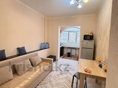 1-бөлмелі пәтер · 38 м² · 2/5 қабат, мкр Аксай-3А 46, бағасы: 26 млн ₸ в Алматы, Ауэзовский р-н